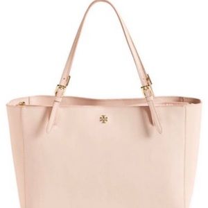 Tory Burch teto